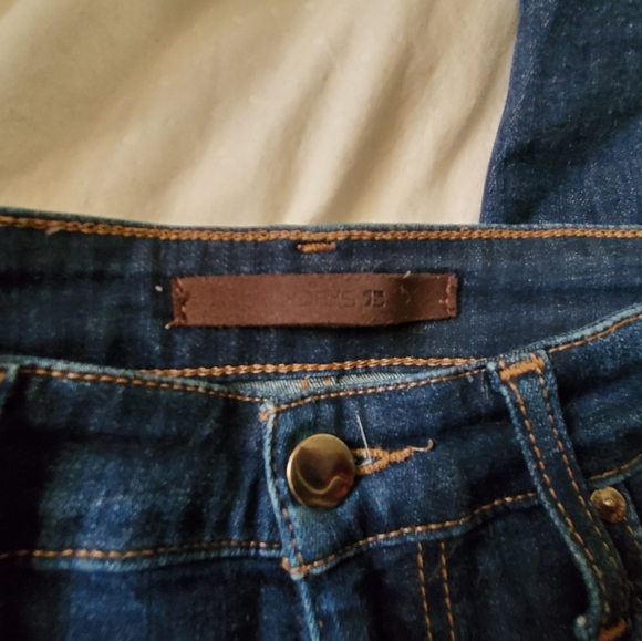 JOE'S JEANS Skinny, high rise, dark wash - Picture 3 of 5